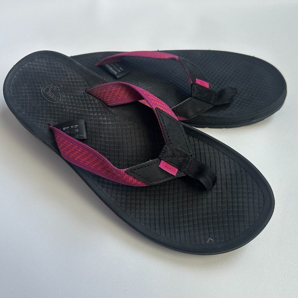 NEW Chaco Lowdown Flip Sandals Women’s 10 Score Fuchsia Pink Black